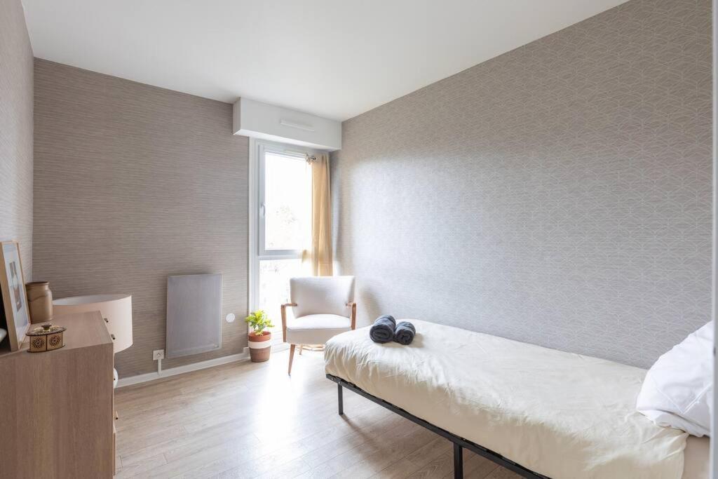 Appartement Spacieux/ Disneyland/Paris/Wifi/Bureau Champs-Sur-Marne Exterior photo
